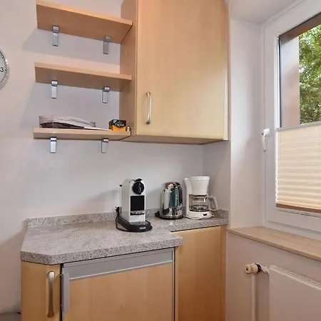 Klaus-groth-strasse 2, Whg 4 Apartment *